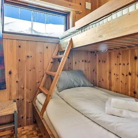 Дом отдыха Awesome In Voringsfoss With Sauna